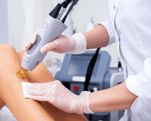 آیا لیزر غیرتماسی امن‌تر است؟